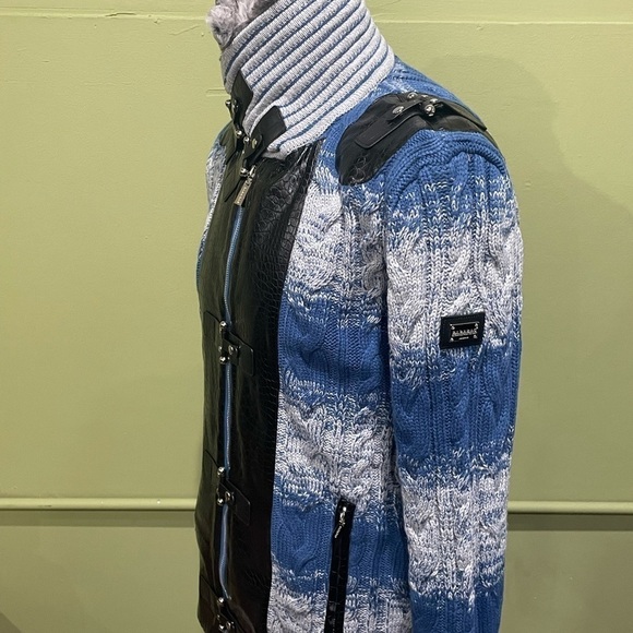 Barabas sweater blue Shawneck faux fur snap button front - Picture 2 of 4